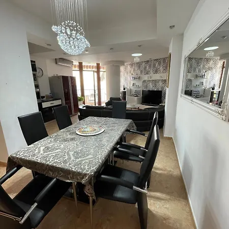 Casa Del Mar Apartment