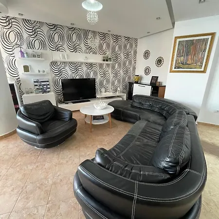 Casa Del Mar Apartment