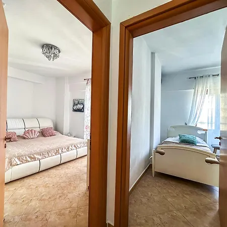 Casa Del Mar Apartment