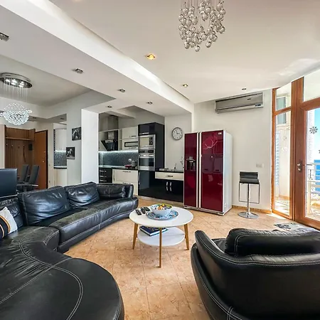 Casa Del Mar Apartment