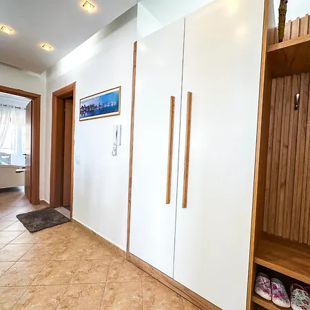 Casa Del Mar - 2br, First Line Sea View Vollga Apartment *