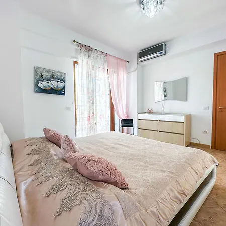 Apartment Casa Del Mar - 2br, First Line Sea View Vollga Durrës