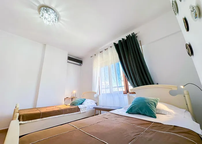 Casa Del Mar - 2br, First Line Sea View Vollga *